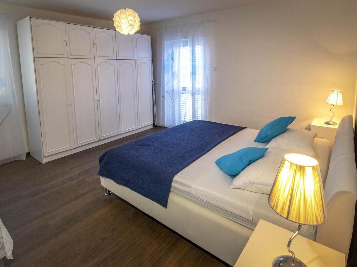 Apartments Snjezana Povlja  Εξωτερικό φωτογραφία